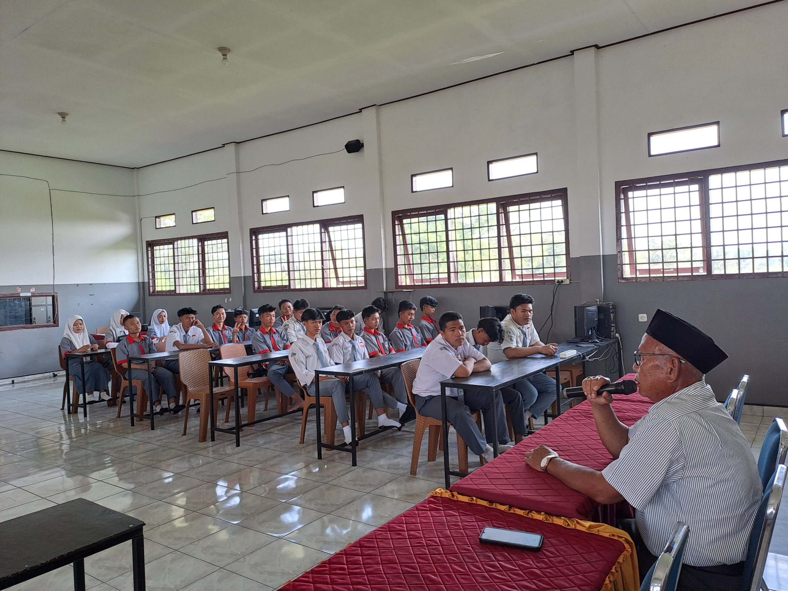 Pembekalan Magang Siswa SMK Lingua Prima Th.2024